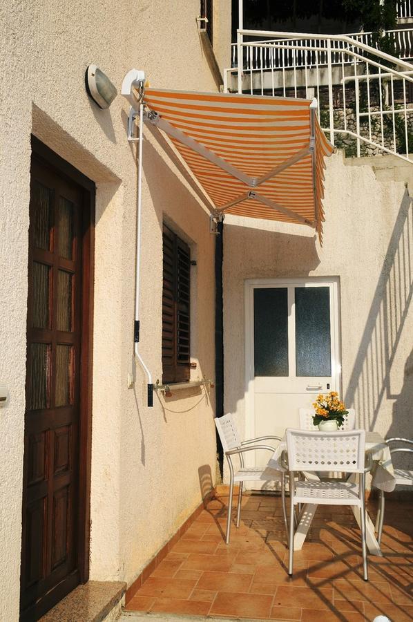 Apartments Villa Adria ラバック エクステリア 写真