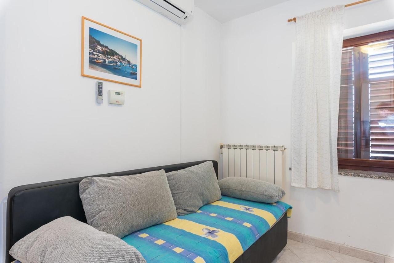 Apartments Villa Adria ラバック 部屋 写真