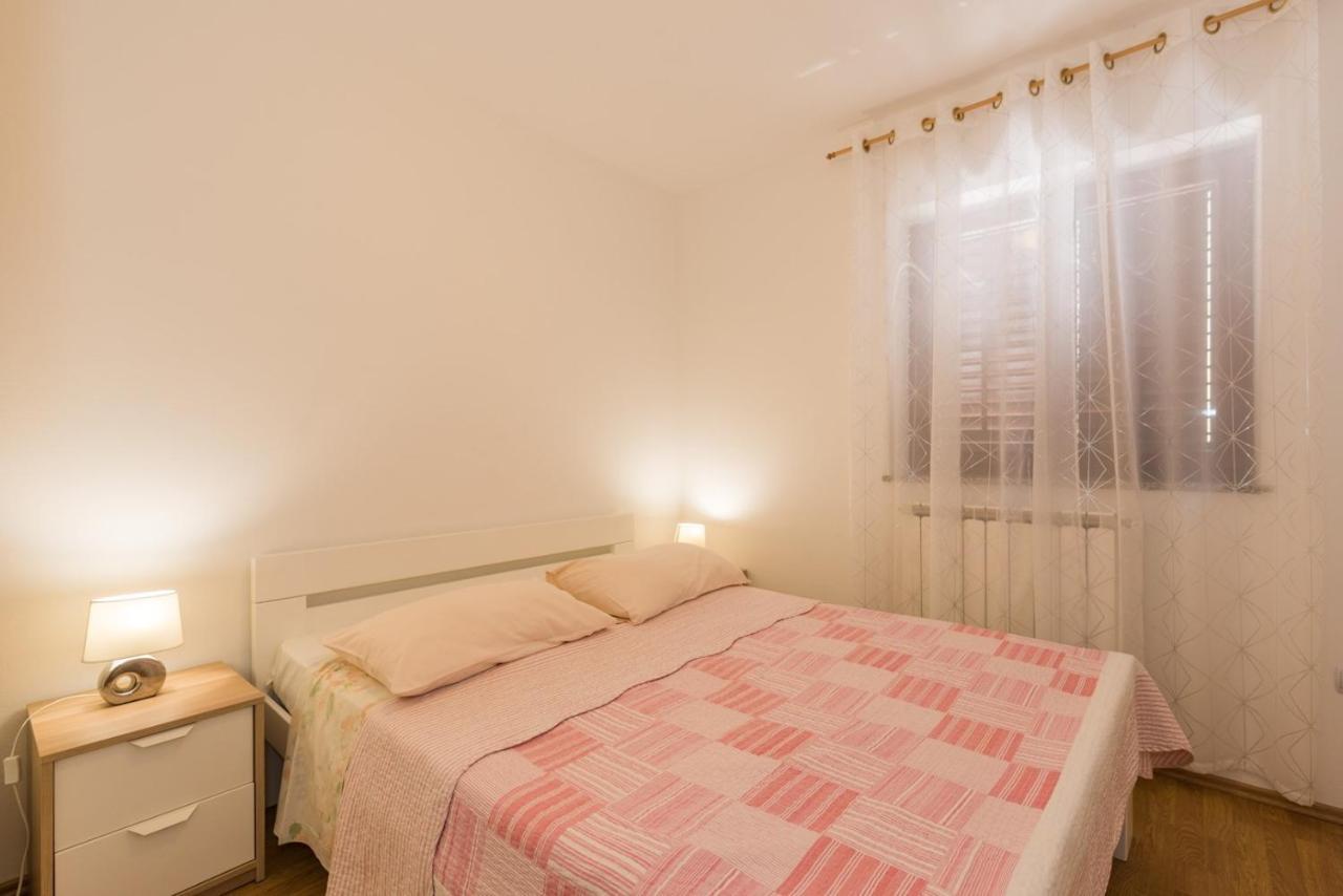 Apartments Villa Adria ラバック 部屋 写真