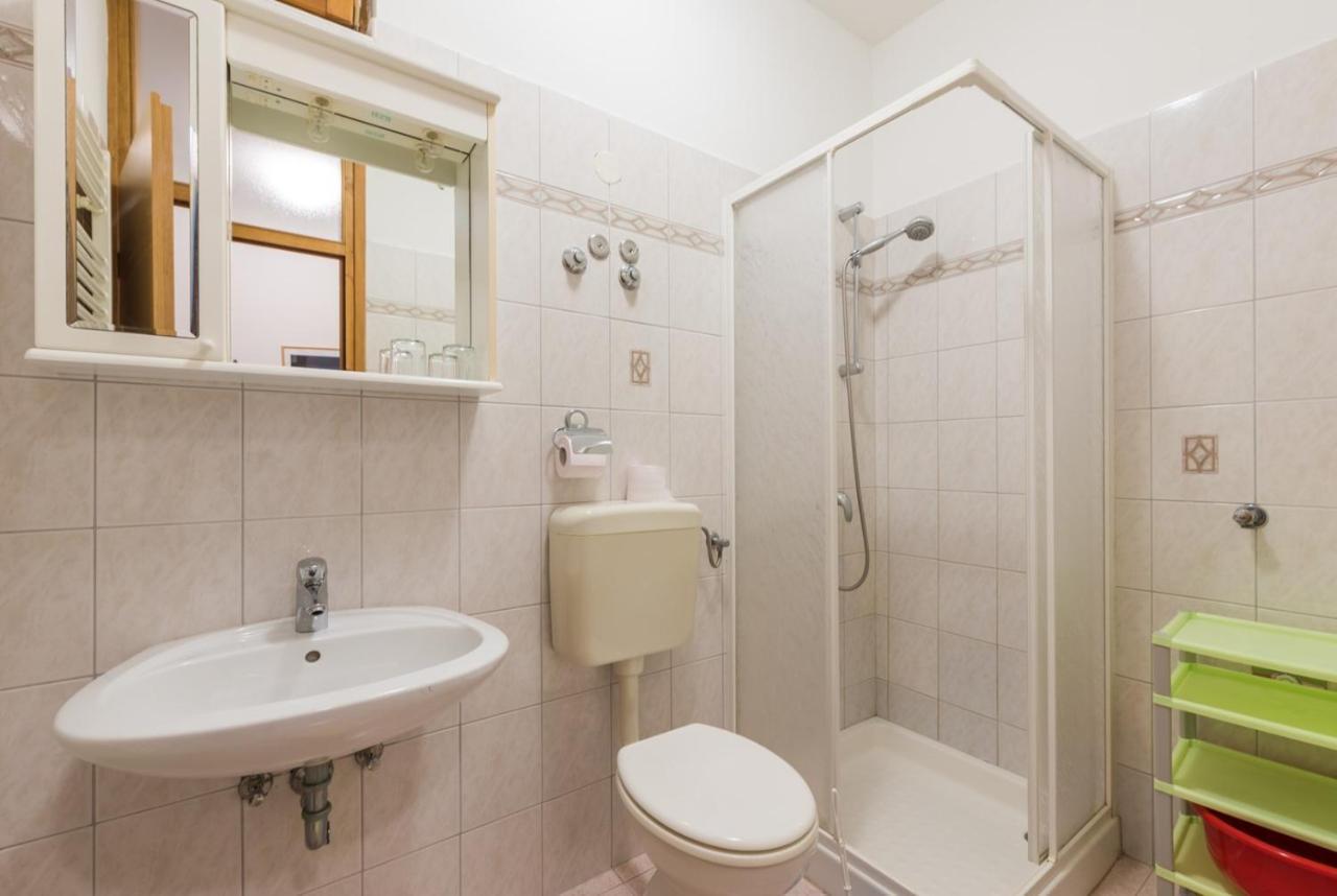 Apartments Villa Adria ラバック 部屋 写真