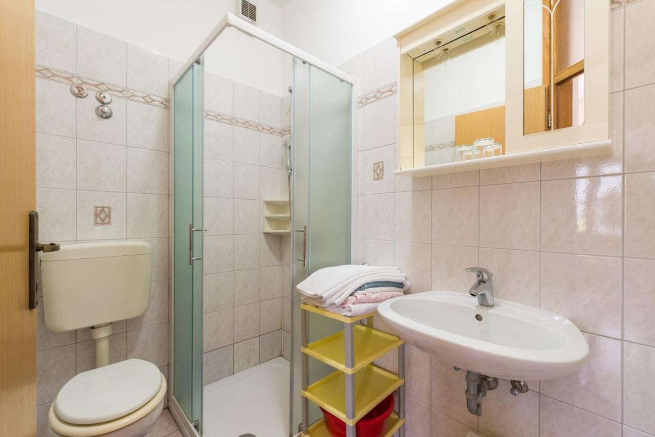 Apartments Villa Adria ラバック 部屋 写真